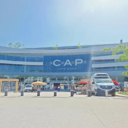 F1 Dernier Etage Cap 3000 * Saint-Laurent-du-Var